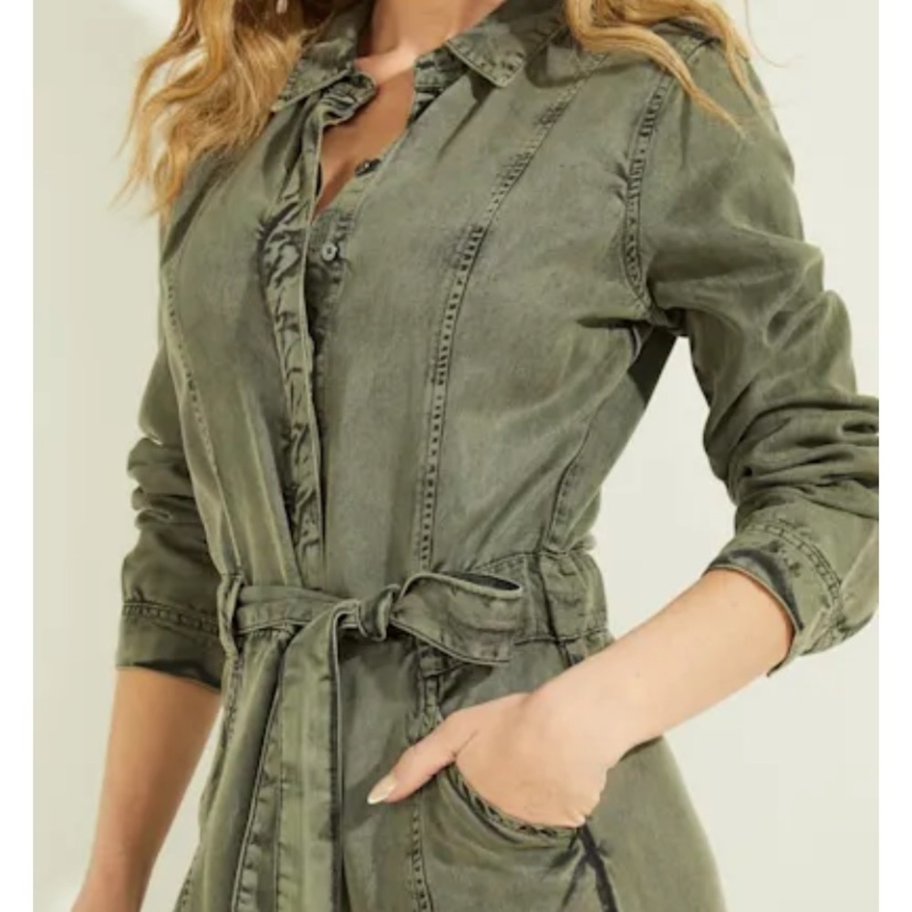 New GUESS Neva Jumpsuit SZ L - Picture 4 of 7
